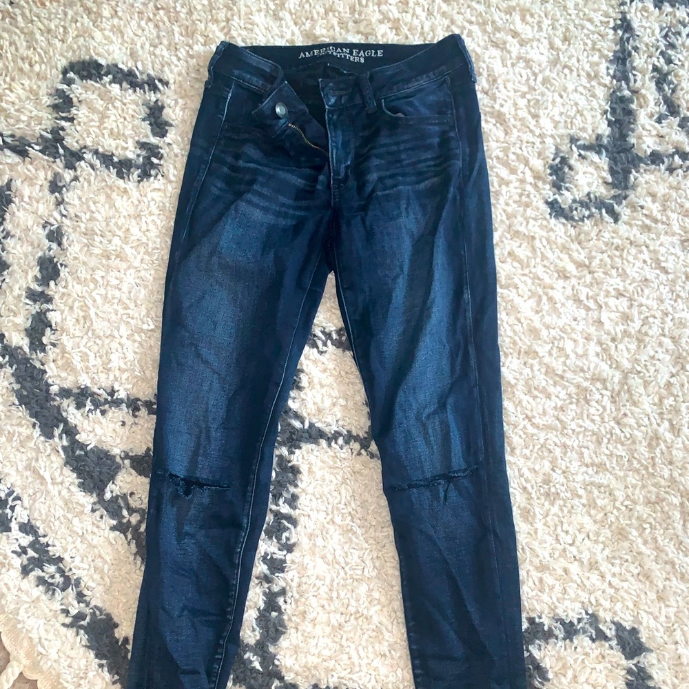 American Eagle dark wash skinny Jean size 6/8